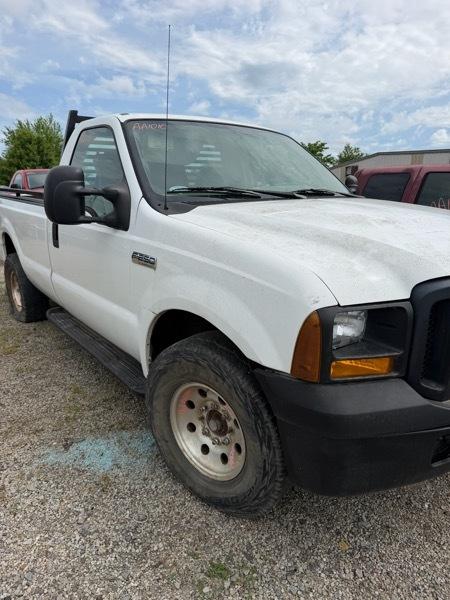 Ford F-250 SD XLT 2WD 2006