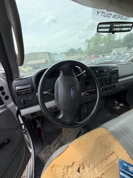 Ford F-250 SD XLT 2WD 2006