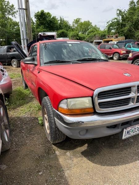 Dodge Dakota Club Cab 2WD 2001