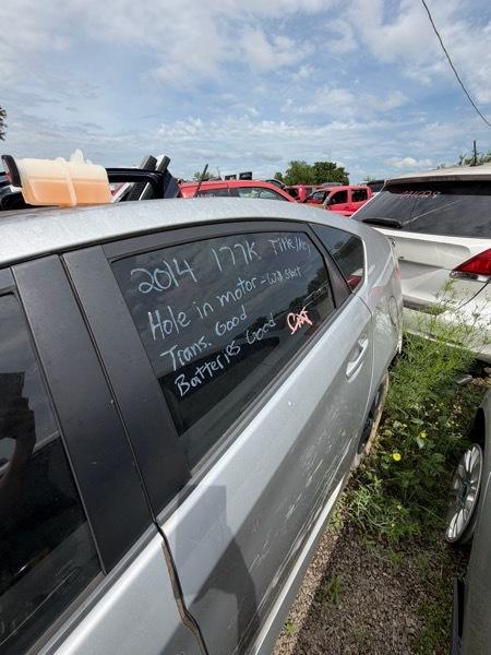 Toyota Prius Three 2014