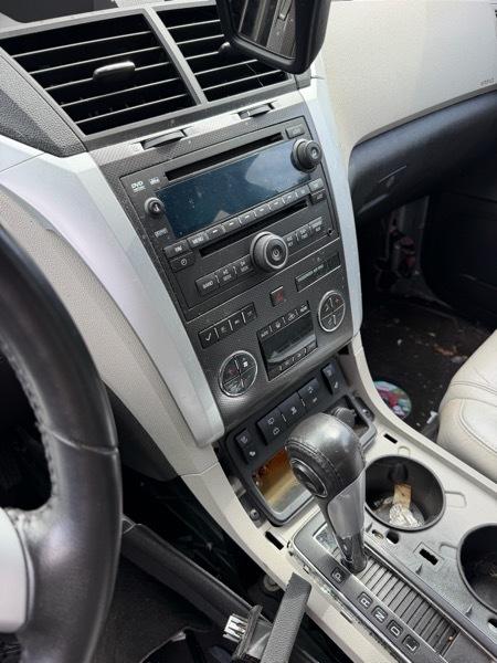 Chevrolet Traverse LTZ AWD 2011