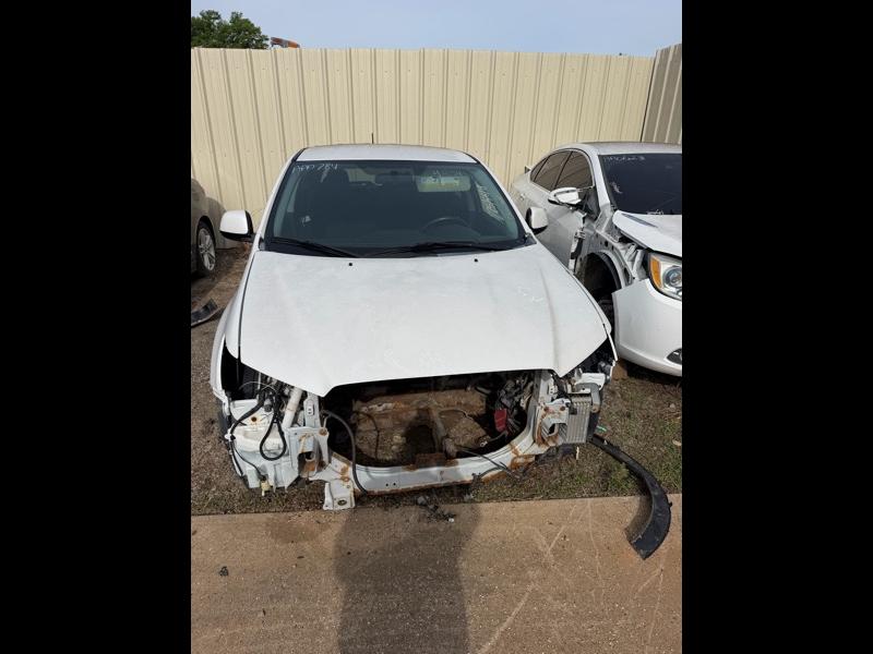 Mitsubishi Outlander Sport ES AWD 2013