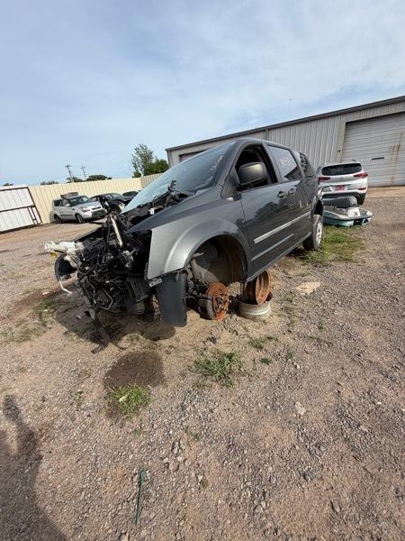 Dodge Grand Caravan SE 2012