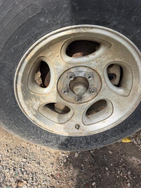 Ford Explorer Sport Trac XLS 2WD 2003