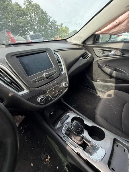 Chevrolet Malibu LS 2018