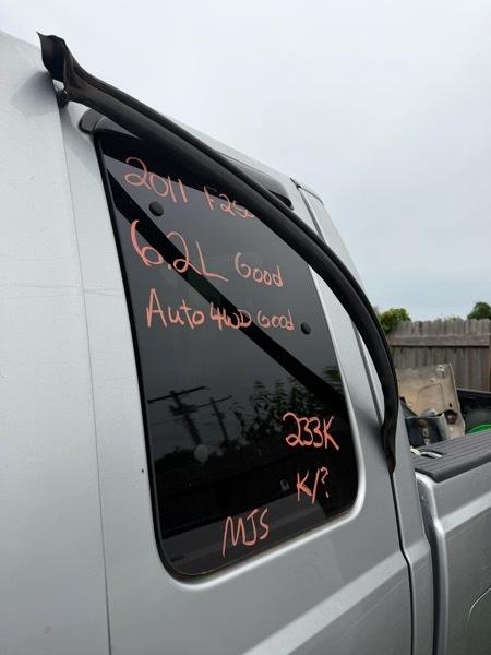 Ford F-250 SD XLT SuperCab Long Bed 4WD 2011