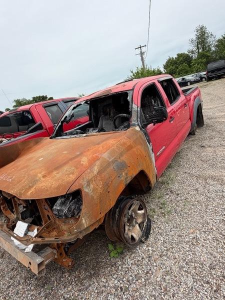 Toyota Tacoma PreRunner Double Cab V6 Auto 2WD 2008