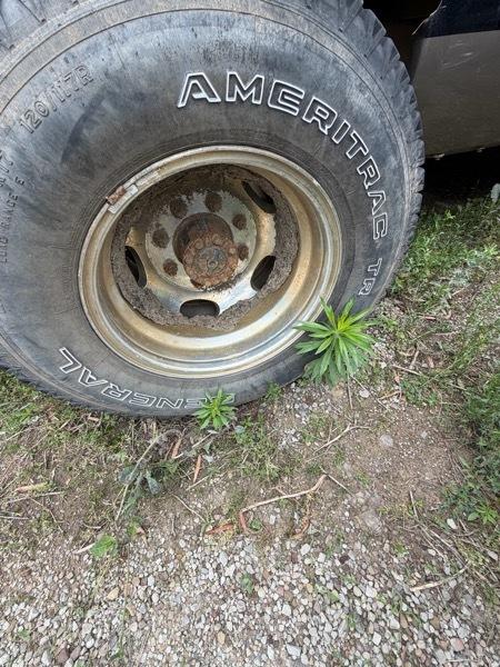 Ford F-350 SD XL Crew Cab Long Bed 2WD DRW 2006