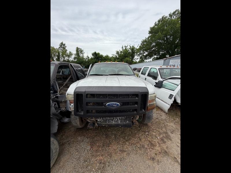 Ford F-550 Crew Cab 4WD DRW 2009