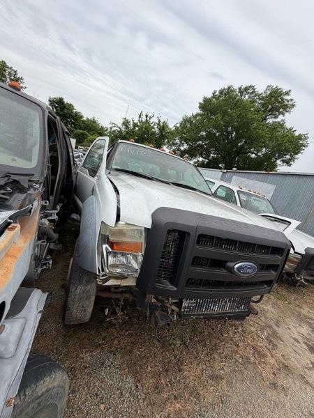 Ford F-550 Crew Cab 4WD DRW 2009