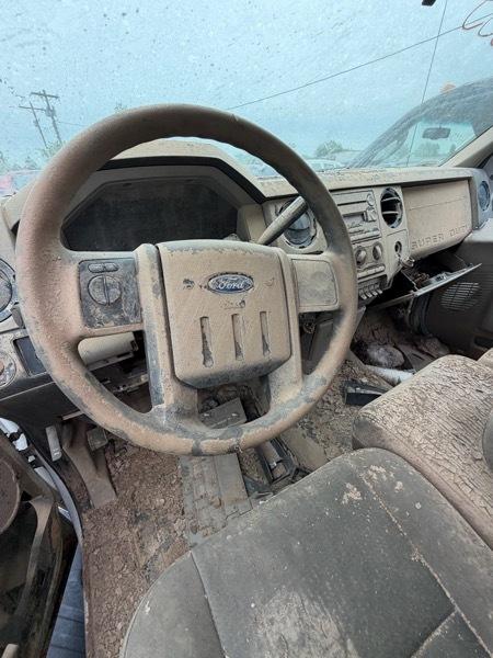 Ford F-550 Crew Cab 4WD DRW 2009