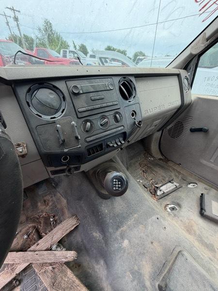 Ford F-350 SD Lariat Crew Cab Long Bed DRW 2WD 2009