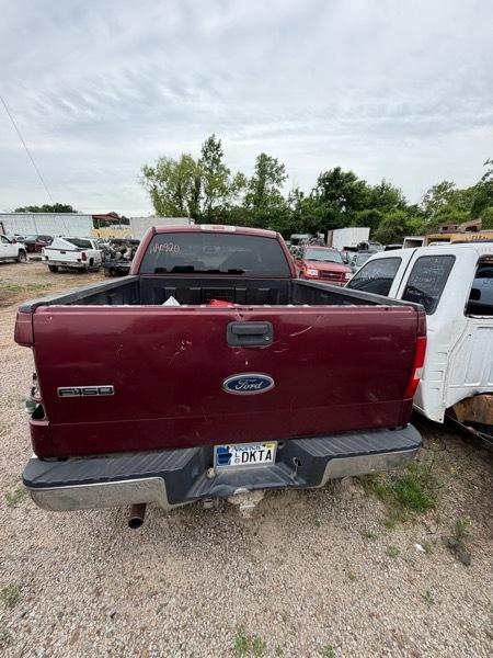 Ford F-150 Lariat SuperCrew 2WD 2005