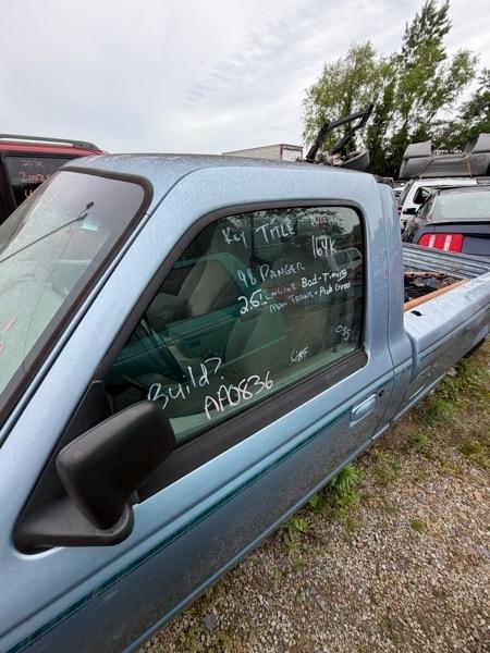 Ford Ranger XLT Reg. Cab Long Bed 2WD 1998