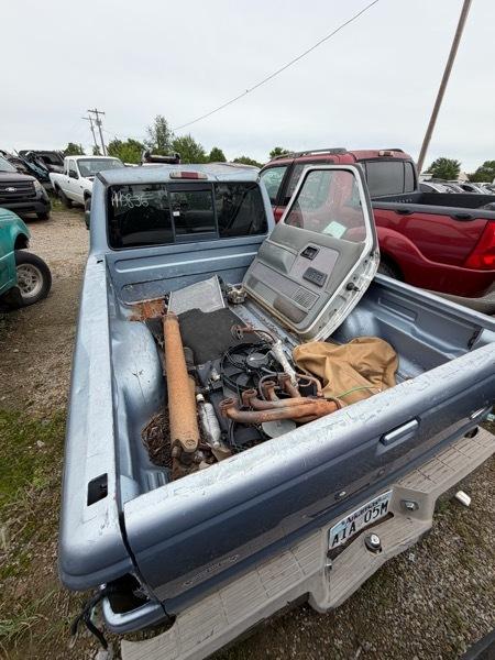 Ford Ranger XLT Reg. Cab Long Bed 2WD 1998