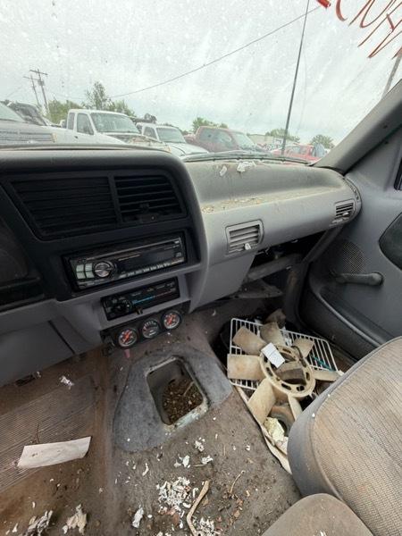 Ford Ranger XL Reg. Cab Short Bed 2WD 1994