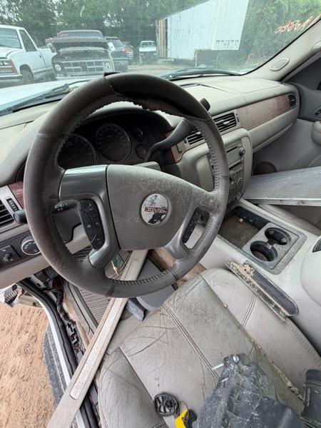 GMC Yukon XL SLT-2 1/2 Ton 4WD 2007