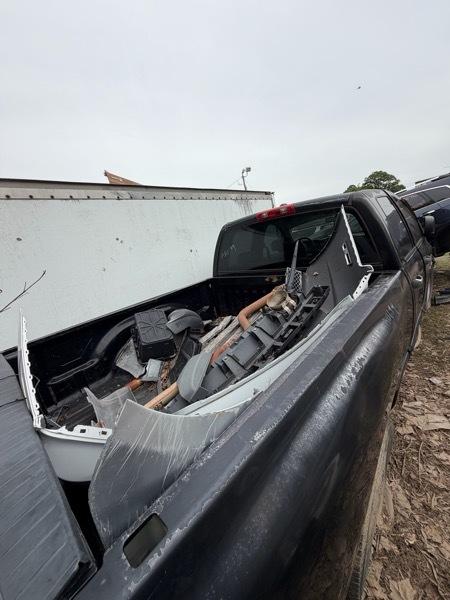 Dodge Ram 1500 ST Quad Cab Long Bed 2WD 2006