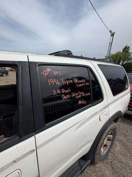 Toyota 4Runner SR5 4WD 1996
