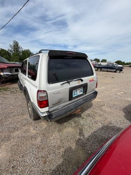 Toyota 4Runner SR5 4WD 1996