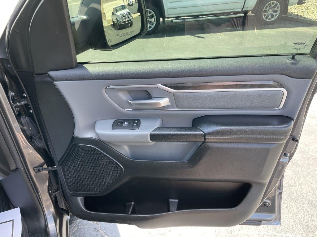 RAM 1500 Big Horn Crew Cab SWB 4WD 2019