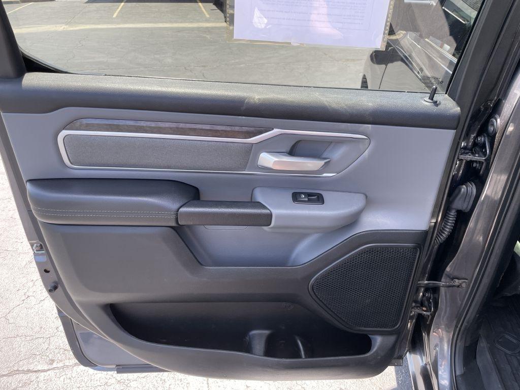 RAM 1500 Big Horn Crew Cab SWB 4WD 2019