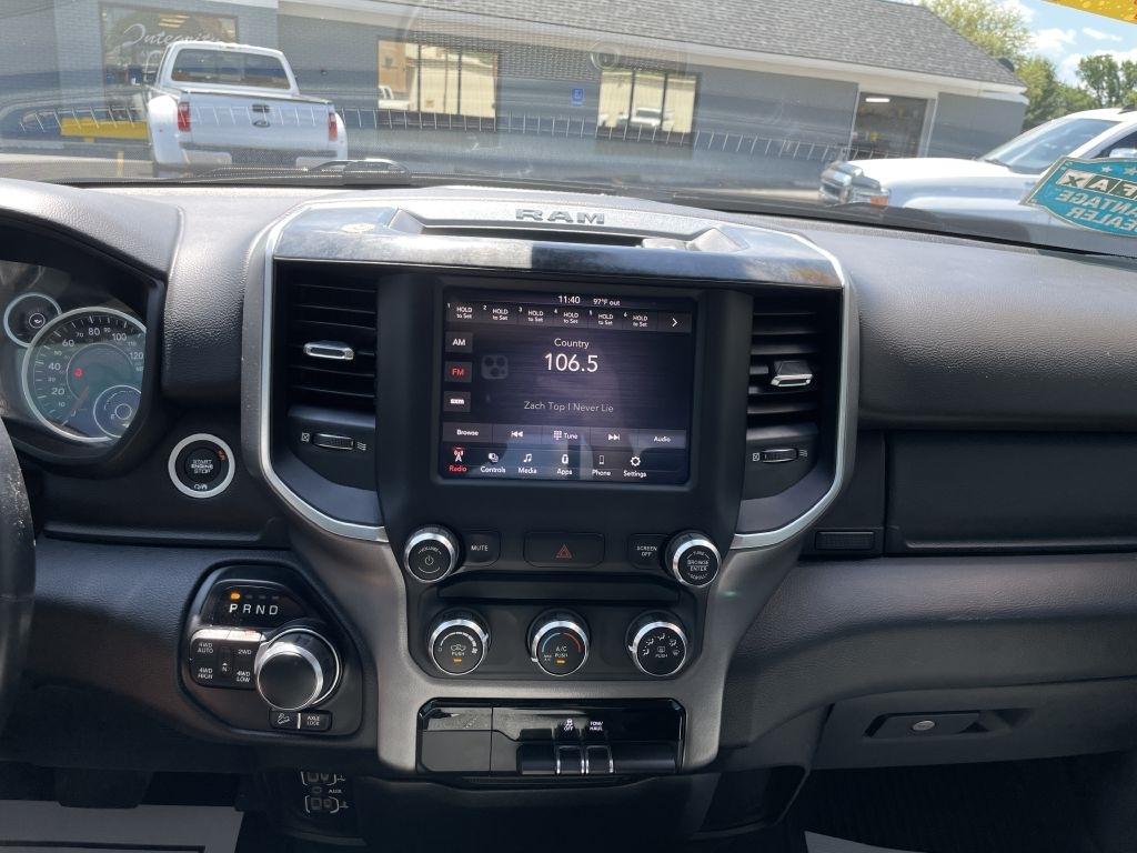 RAM 1500 Big Horn Crew Cab SWB 4WD 2019