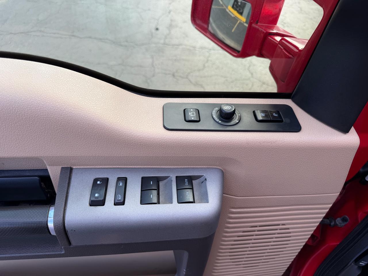 Ford F-250 SD Lariat Crew Cab 4WD 2015