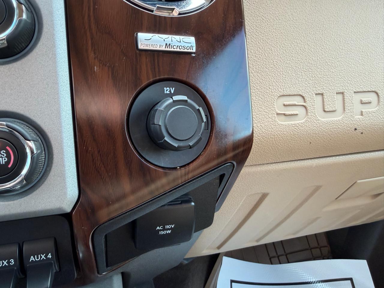 Ford F-250 SD Lariat Crew Cab 4WD 2015