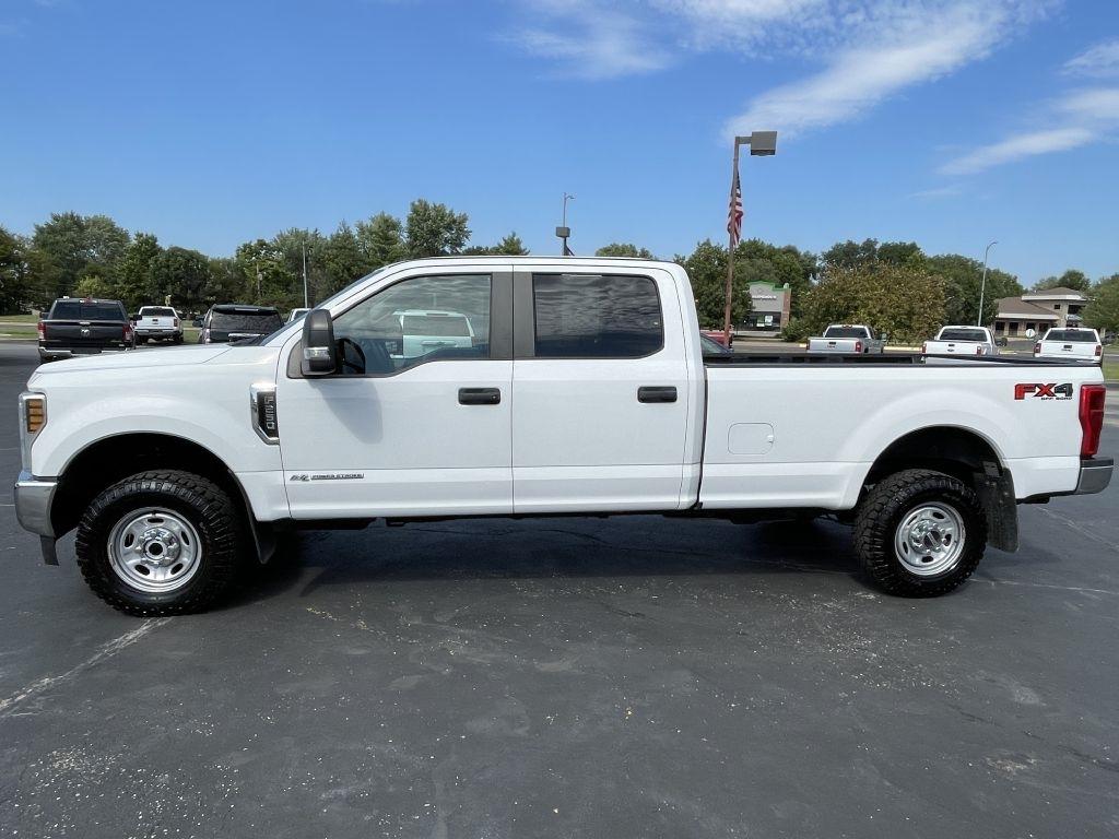 Ford F-250 SD XL Crew Cab LWB 4WD 2019