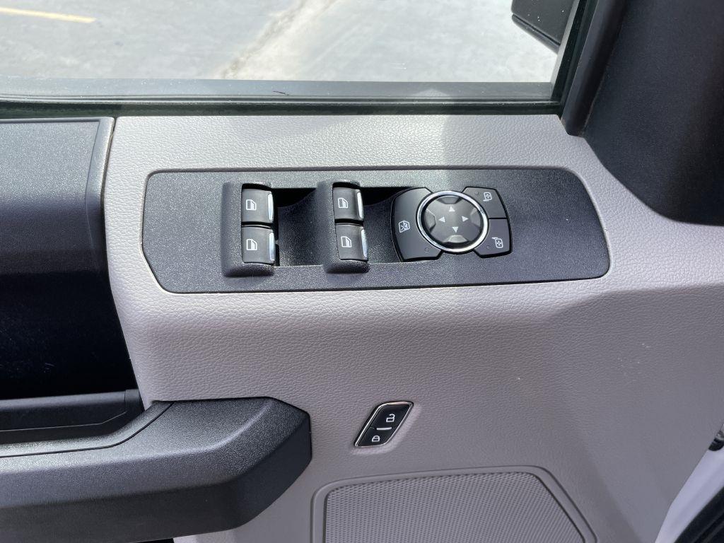 Ford F-250 SD XL Crew Cab LWB 4WD 2019