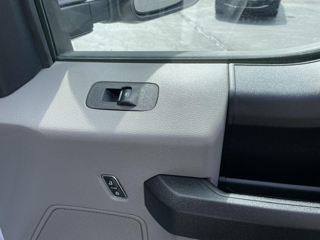 Ford F-250 SD XL Crew Cab LWB 4WD 2019