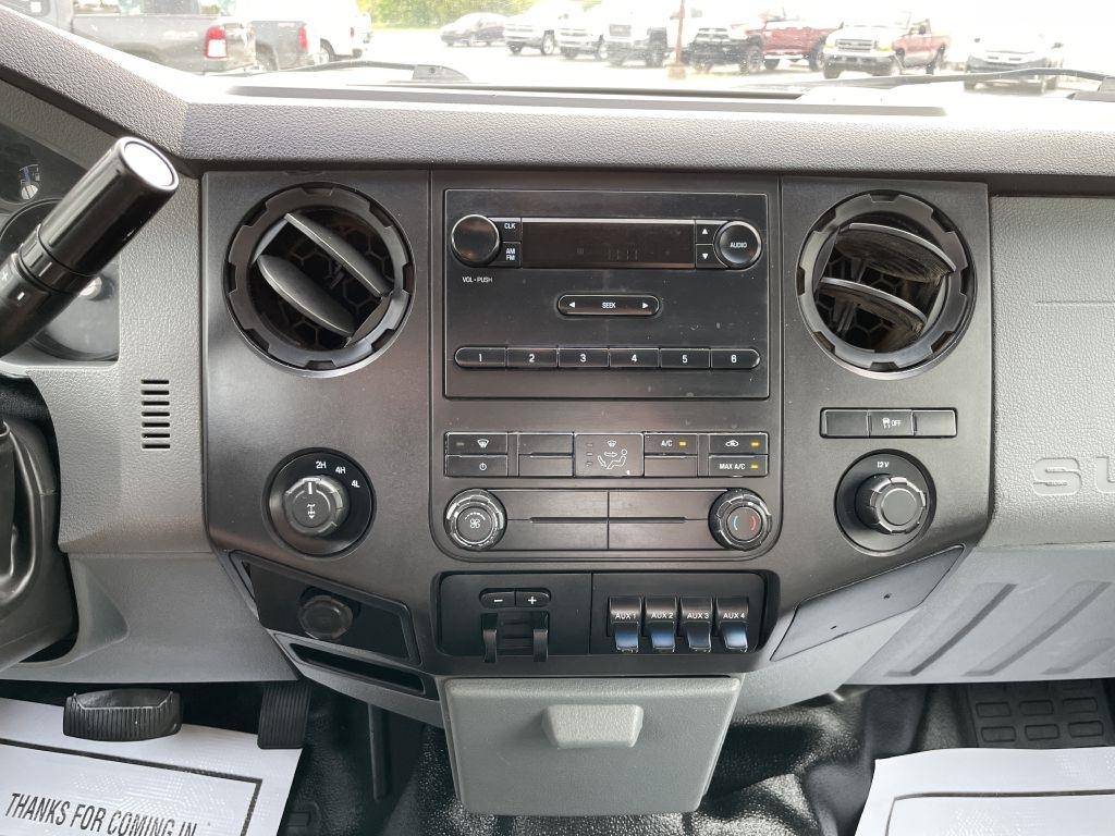 Ford F-350 SD XL Crew Cab Long Bed 4WD 2011