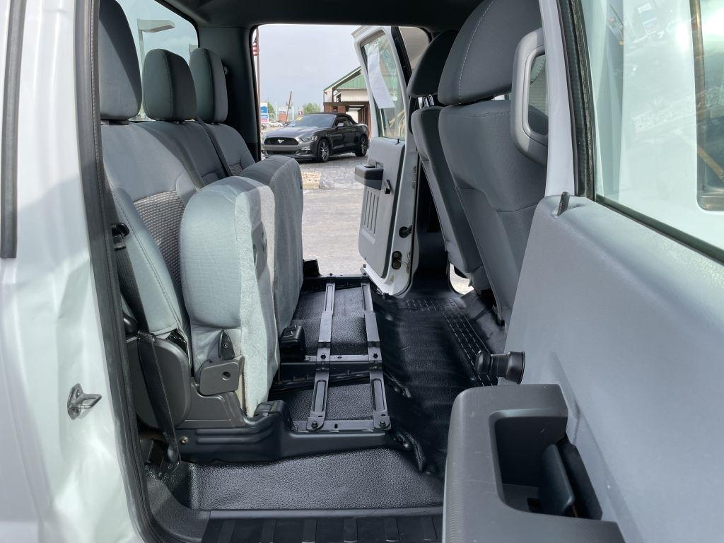 Ford F-350 SD XL Crew Cab Long Bed 4WD 2011