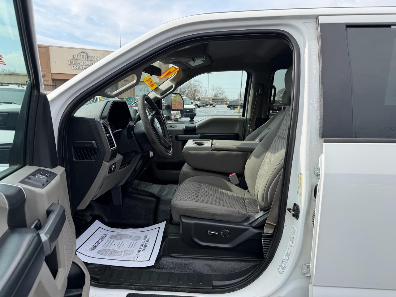 Ford F-350 SD XLT Crew Cab Long Bed 4WD 2017