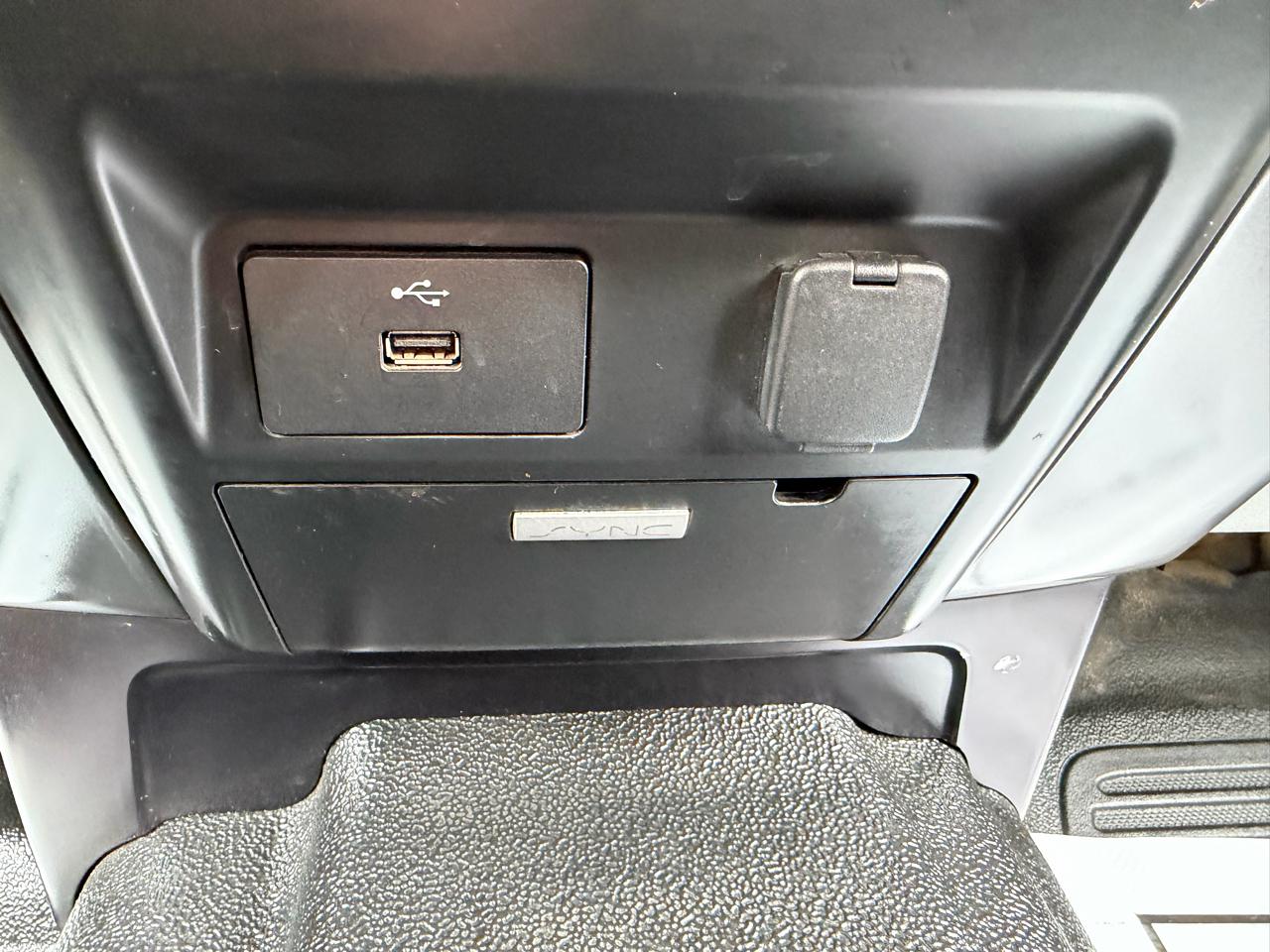 Ford F-350 SD XLT Crew Cab Long Bed 4WD 2017