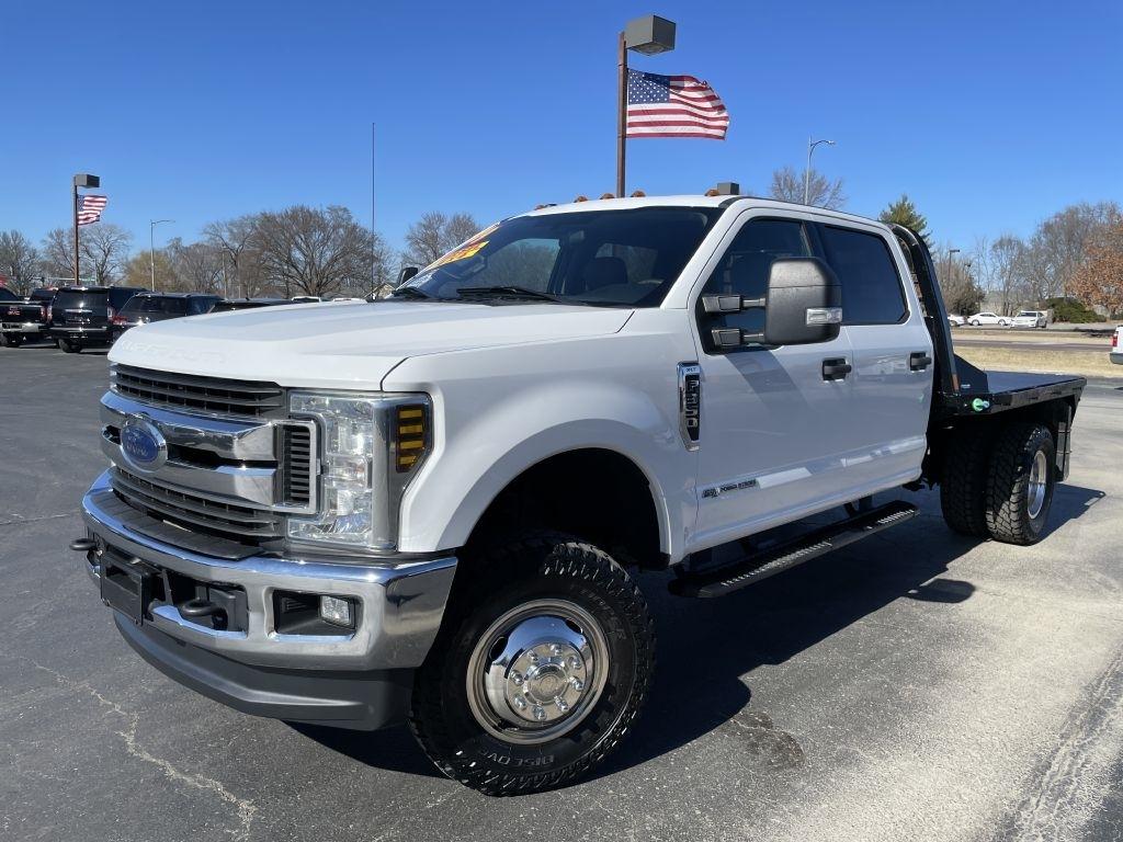 Ford F-350 SD XL Crew Cab Long Bed DRW 4WD 2019