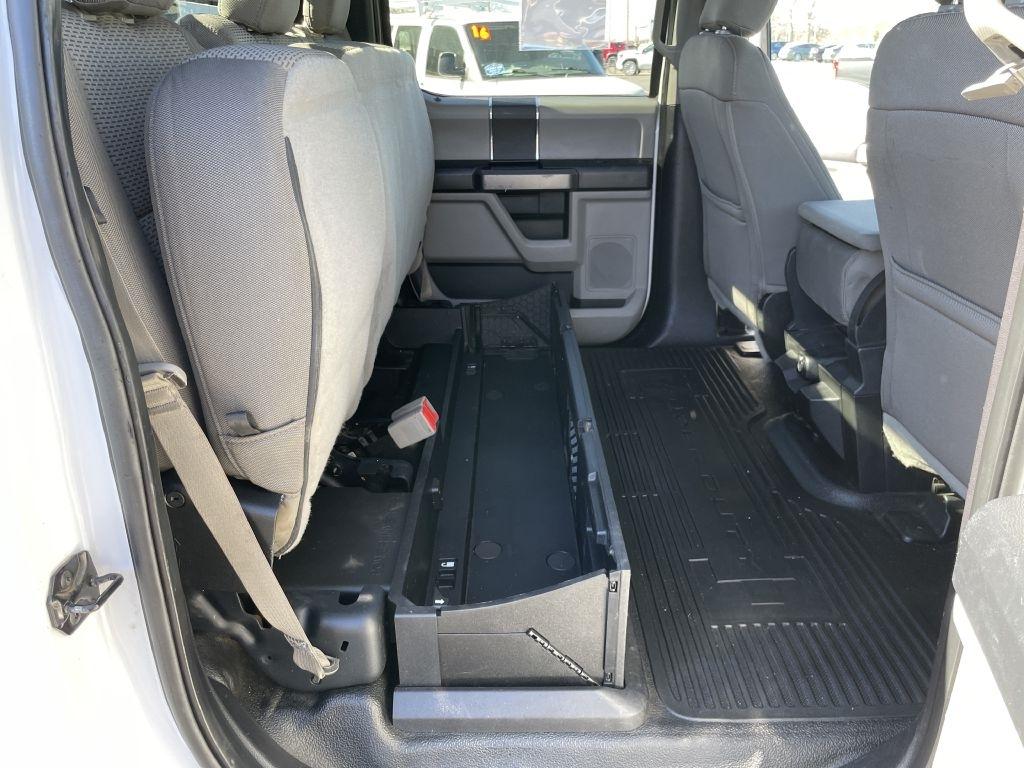 Ford F-350 SD XL Crew Cab Long Bed DRW 4WD 2019