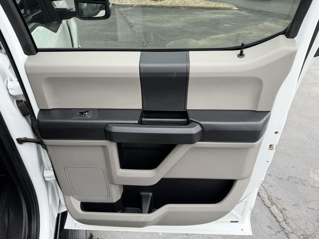 Ford F-350 SD XL Crew Cab Long Bed 4WD 2018