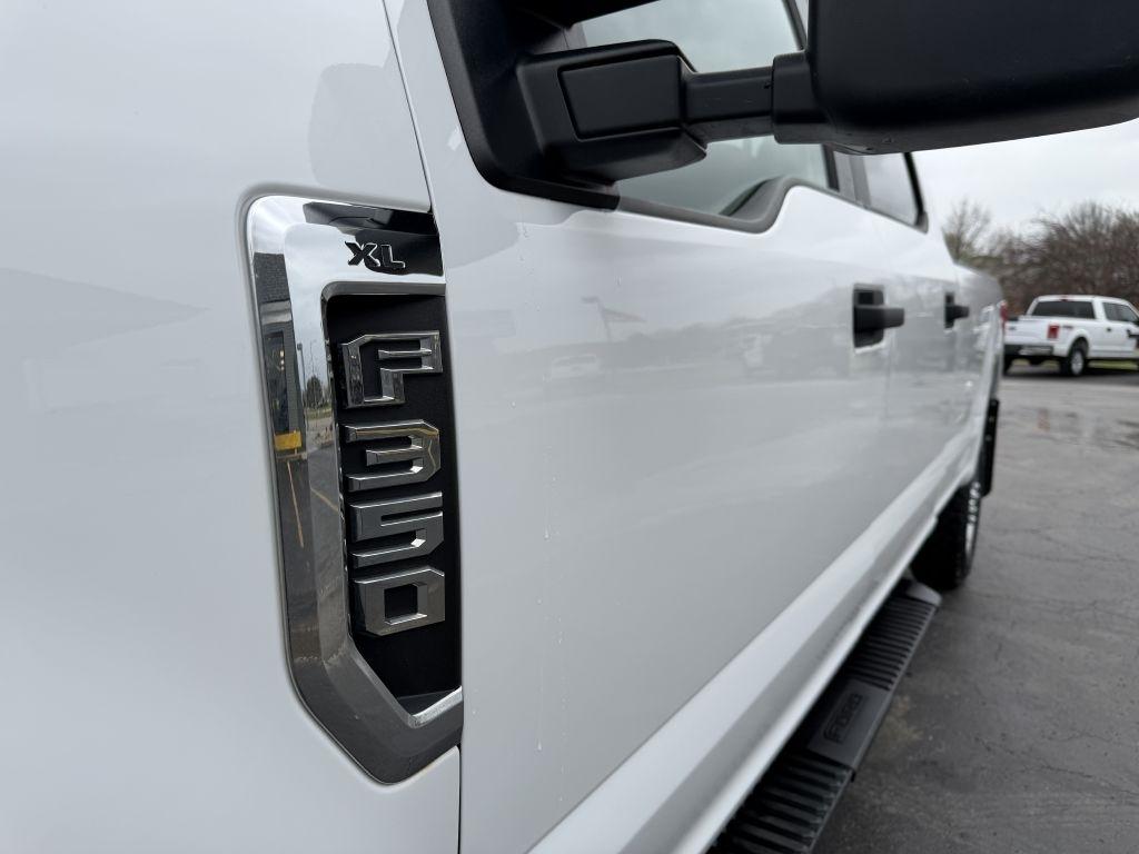 Ford F-350 SD XL Crew Cab Long Bed 4WD 2018