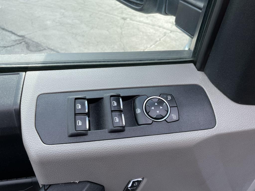 Ford F-350 SD XL Crew Cab Short Bed 4WD 2020