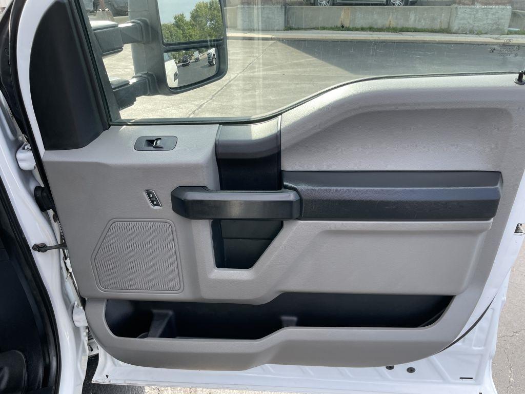 Ford F-350 SD XL Crew Cab Short Bed 4WD 2020