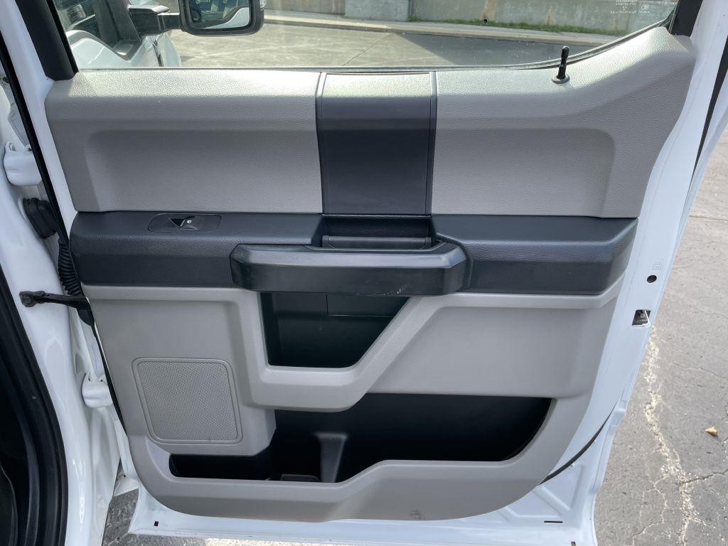 Ford F-350 SD XL Crew Cab Short Bed 4WD 2020