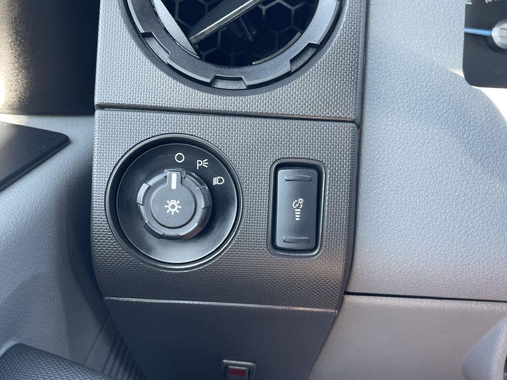 Ford F-250 SD XL 2WD 2013