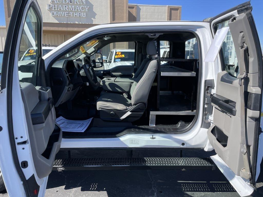 Ford F-250 SD XL SuperCab 4WD 2018