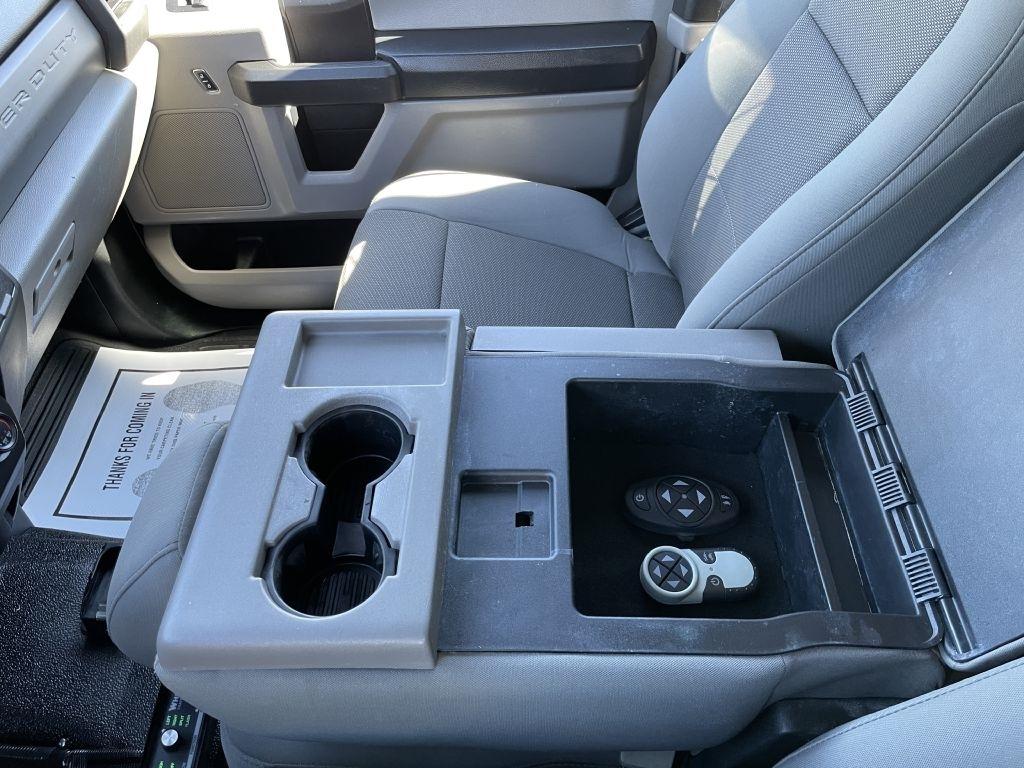 Ford F-250 SD XL SuperCab 4WD 2018