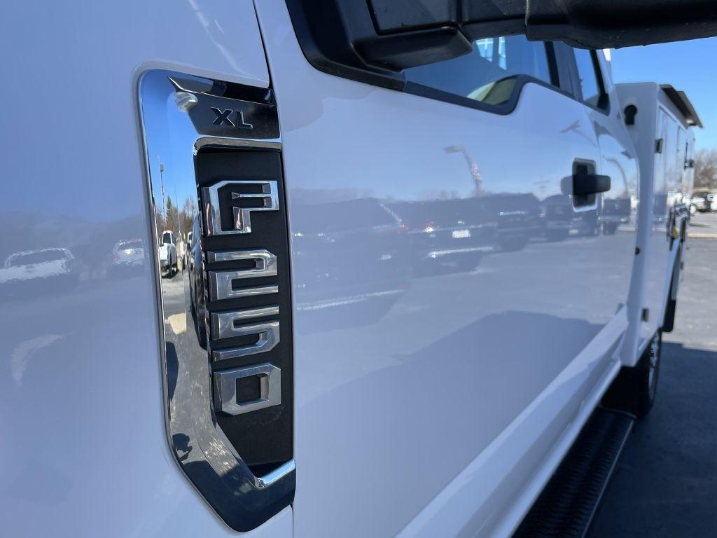 Ford F-250 SD XL SuperCab 4WD 2018