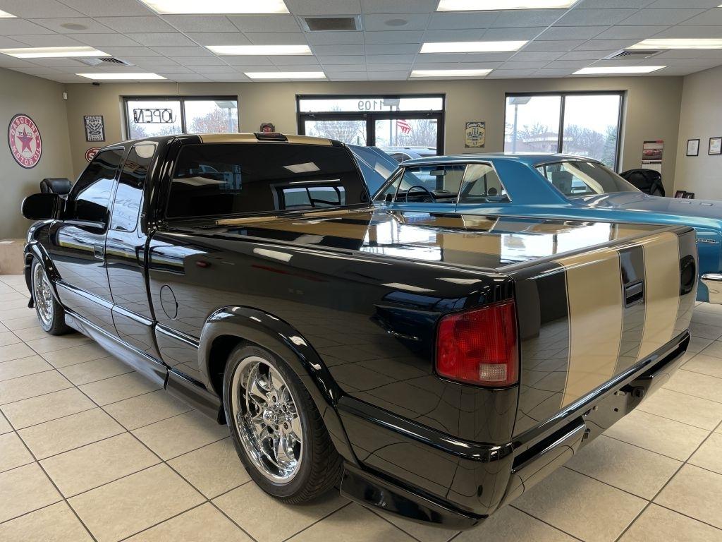 Chevrolet S10 Pickup LS Ext. Cab 2WD 2002