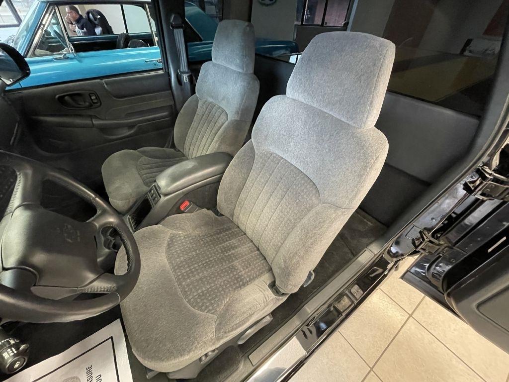 Chevrolet S10 Pickup LS Ext. Cab 2WD 2002