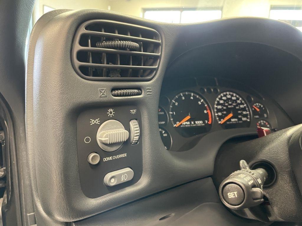 Chevrolet S10 Pickup LS Ext. Cab 2WD 2002